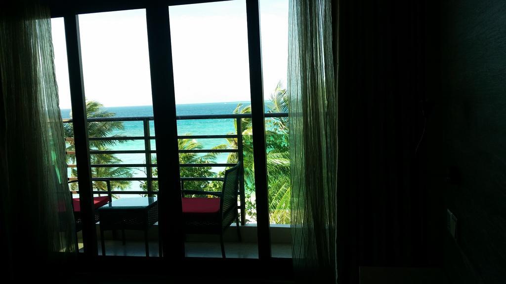 马富施 海滨海滩旅馆酒店 外观 照片